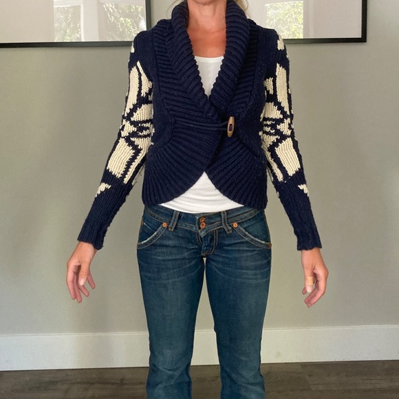 Chunky Knit Sweater - Picture 5 of 8